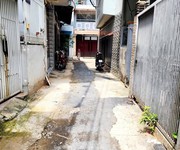 Nhà đường nguyễn bặc phường 3 tân bình cũ.