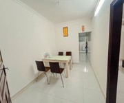 1 Tập thể đội cấn 70m 2pn, sạch đẹp, ô tô, 4.3 tỷ trung tâm ba đình