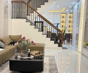 Hiếm - bán nhà tôn đức thắng - đống đa - 50m2 - 7 tầng - gần ngay mặt phố - 5 phút di chuyển đến