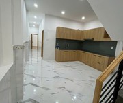 2  chỉ 5,7 tỷ   nhà 2 tầng mặt tiền tôn đản   kinh doanh đa ngành nghề 