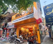 Mặt phố lê văn hưu,hai bà trưng 68 tỷ 80m,bán đi về quê sống cùng con cái