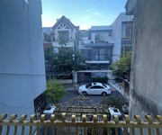 2 Nhà 3 tầng vũ trọng phụng , gần trường quốc tế, siêu thị- chỉ 7,x tỷ đồng - lh: 0917361553