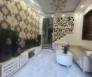 4 Nhà 3 tầng vũ trọng phụng , gần trường quốc tế, siêu thị- chỉ 7,x tỷ đồng - lh: 0917361553