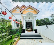Cần bán gấp ngôi nhà - mái thái nghĩ dưỡng hiện đại - view như đà lạt .