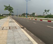 1  cần bán lô đất mặt tiền đường 26m   phường tam long, tp.hcm 