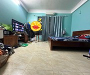 Chính chủ bán nhà 33m2, 5 tầng, cổ nhuế, ngõ thông thoáng