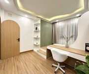 3 Tòa building 9t - oto tránh đỗ - gần phố - lô góc - nở hậu - t/ máy - dòng t.iền gần 1 tỷ/năm