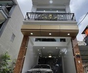 Đông mỹ, thanh trì, 4 tầng 8.6 tỉ thang máy nhập khẩu, full nội thất xịn