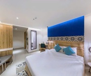 Chuyển nhượng khách sạn vip   đường hà bổng, mỹ khê   doanh thu 300 triệu/tháng