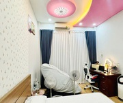 Nhà mới 4 tầng mt đường nội bộ p. chánh hưng. giá 10tỷ 50triệu tl