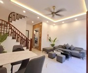 Nhà mới full nọi thất phố nguyễn văn linh 46m2 x 6 tầng 7.8 tỷ long biên.