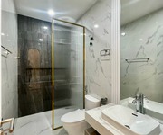 4 Chính chủ bán nhà mặt tiền Đoạn gần đường Nguyễn Hoàng, khu vực sầm uất