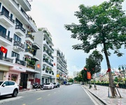 1 Sở hữu toà nhà 7 tầng   vị thế định danh, giá trị vượt thời gian Thế Lữ, Hạ Lý, Hồng Bàng
