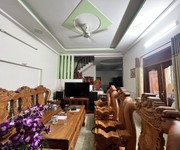 Bán nhà 2 tầng lô góc 2 mt hẻm,shr đường 2 xe hơi,gần trường th dĩ an