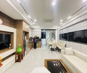 Nhà lô góc   6 tầng thang máy   gara ô tô   full nội thất   dân trí cao    nguyễn sơn, long