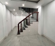 3 Nhà mới xây- hộ khẩu ngọc thụy - 3 tầng,4 phòng ngủ - 4ty25- 10p sang phố cổ 3 Nhà mới xây- hộ khẩu ngọc thụy - 3 tầng,4 phòng ngủ - 4ty25- 10p sang phố cổ