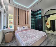 - sơn trà, khách sạn mặt tiền hà bổng, 15,5 tầng có bể bơi vô cực, thu nhập gần 300tr/th, sát bãi