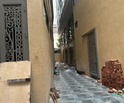 Nhà mới phố thạch bàn 35m2 x 6 tầng mặt tiền 3.8m  9 tỷ long biên-hà nội.