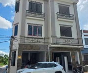 V Chính chủ gửi bán  căn nhà 3 tầng tại Đông Lãm   Đa Phúc Dương Kinh .Nhà cách cầu Bùi Viện 500 km