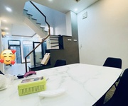 3 Chưa đên 6 tỷ có ngay nhà mới 3 tầng - cách 10 m có xe hơi - đường tôn thất thuyết-bến vân đồn -