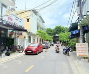 Bán nhà mặt phố mỹ đa đông 5, ngũ hành sơn, đà nẵng. dt 70m2, 2 tầng, 3pn. giá 8.2 tỷ, sổ đỏ. lh: