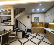 Chuyển Công Tác. Bán Nhà Ngõ 24 Ngọc Lâm, Long Biên 41m2, 5T chỉ 8,55 tỷ