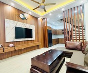 Bán nhà 35m , 5 tầng ngọc thụy long biên