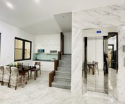 3 Cho thuê nguyên căn 5 phòng ngủ Vinhomes Marina