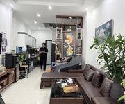 Giá Tốt. Bán Nhà Cổ Linh, Long Biên 43m2, 6T chỉ 8,45 tỷ  ô tô VF3 đỗ cửa