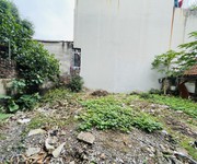bán đất  nở hậu   ngõ nông   vài bước ra đường oto tránh.