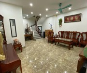 Bán nhà riêng gia quất 52.7m2 x 4 tầng mt8m, 9.15 tỷ long biên hà nội.