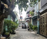 Nhà thống nhất  hẻm ô tô p thông tây hội