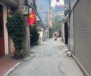 Nhà mới phố thượng thanh 45m2 x 3 tầng mt 5.4m, 7.3 tỷ long biên hà nội.
