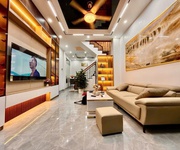 Vũ hữu lê văn lương - 33m2 - nhà dân xây chắc chắn - long lanh - khu vực ngã tư đèn xanh đỏ khuất