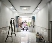 1 Bán nhà 3 tầng, 32m , hẻm xe hơi, gần hương lộ 2, lê văn quới, ngã tư bốn xã, chỉ hơn 3 tỷ