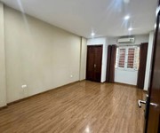 Nhà mới ở luôn  đường láng 38m2 x 5 tầng 8.3 tỷ đống đa hà nội .