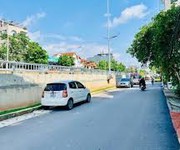 Bán nhà mặt đường an dương vương, 250m2 mặt tiền 10m, giá 51,8 tỷ wiêu sông hồng