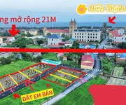 Duy nhất 2 lô gần biển này chưa đến 1 tỷ, đường đê biển đang mở rộng lên 32m rồi.