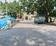 Chính chủ gửi bán đất thôn Nhị Khê gần sân bóng hơn 4ty