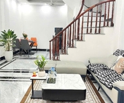 Bán nhà thạch bàn long biên   40m    3 tầng   lô goc dân xây   giá chỉ 6,9 tỷ   nhà đẹp ở ngay