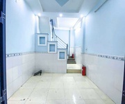 2 Trung tâm tiện ích quận 10 vài bước ra đường xe hơi
