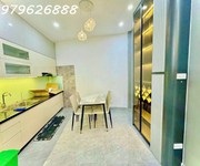 1 Nhà phố hoàng quốc việt. full nội thất cao cấp, thang máy,  ô tô vào nhà. chỉ việc xách vali về ở