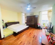 2 Bán nhà lô góc mặt phố Thông Phong, Đống Đa, tiện kinh doanh 5 tầng 52m2 giá 38 tỷ