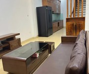 Nhà mới ở luôn phố  ngọc lâm 35m2 x 5  tầng 7.8 tỷ long biên hà nội.