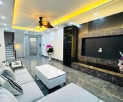 Bán nhà nguyễn văn linh, long biên- oto đỗ cửa-thang máy-full nội thất-45m-nhỉnh 8 tỷ
