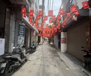 Bán nhà đẹp   phố hoàng mai, ngõ thông - ba gác chạy vù vù, 36m2 5 tầng chỉ có 7,2t