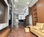 2 Nhà mới đẹp phố nguyễn văn cừ 42m2 x 6 tầng mt 6m, 12.8 tỷ long biên-hà nội.
