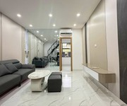 3 Bán căn hộ tập thể nghĩa tân 80m 3 ngủ ở sướng giá mềm