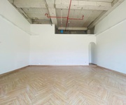 1 81m2 - Giá 23 triệu/tháng - Cho thuê Shophouse ngay cổng Q7 Riverside