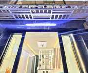 Bán nhà  khu vực sầm uất đường huỳnh tấn phát, phường tân thuận đông, quận 7. 36m2